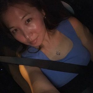 Meet your Posher, Aliya